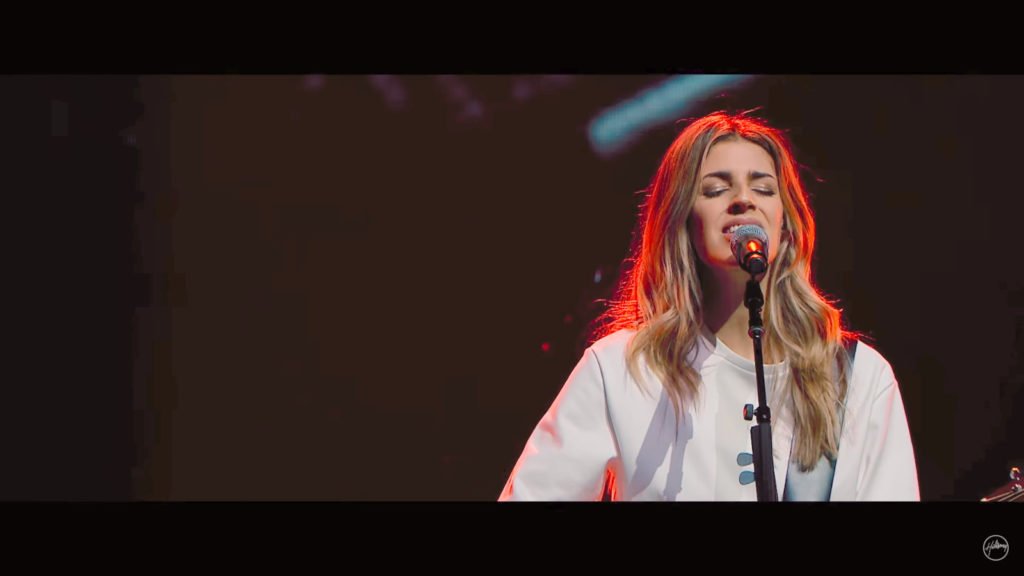 Hillsong - What a beautiful name